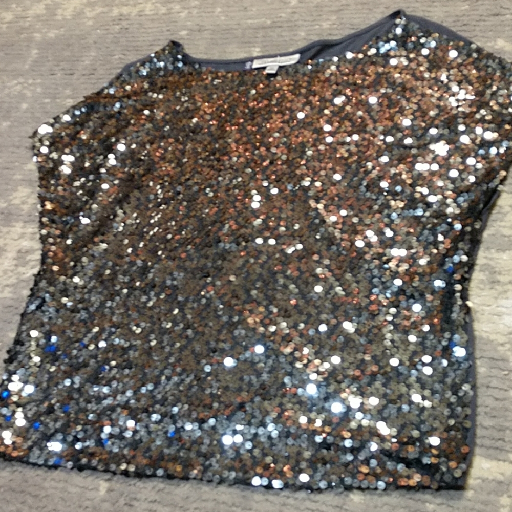 5 For 25.00/Jennifer Lopez NWOT sequins tee,french sleeve